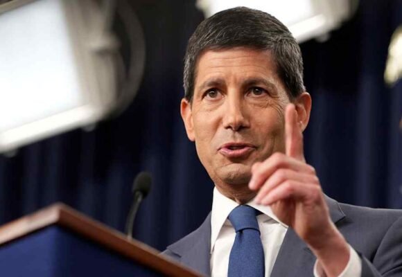 Warsh’s stripped-back Fed communication ‘already backfiring’, say investors