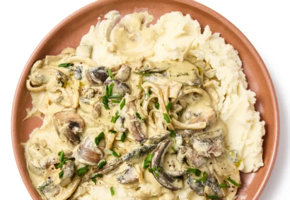 How to make mushroom stroganoff – recipe | Felicity Cloake’s Masterclass